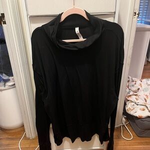 Lululemon Black mock spandex shirt